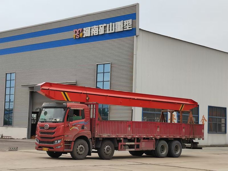 電動單梁起重機 LD8t-13.5m 制作完成 裝車發(fā)出