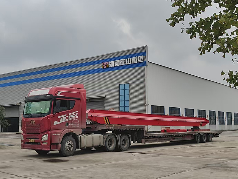 電動(dòng)單梁起重機(jī) LD5t-17.76m 制作完成  裝車發(fā)出